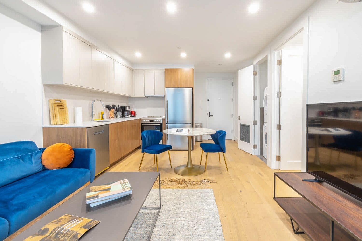 Villa Lumière Pratt Brooklyn: 1-Bedroom Stylish Retreat in Brooklyn with Air-Con for 4 Gue