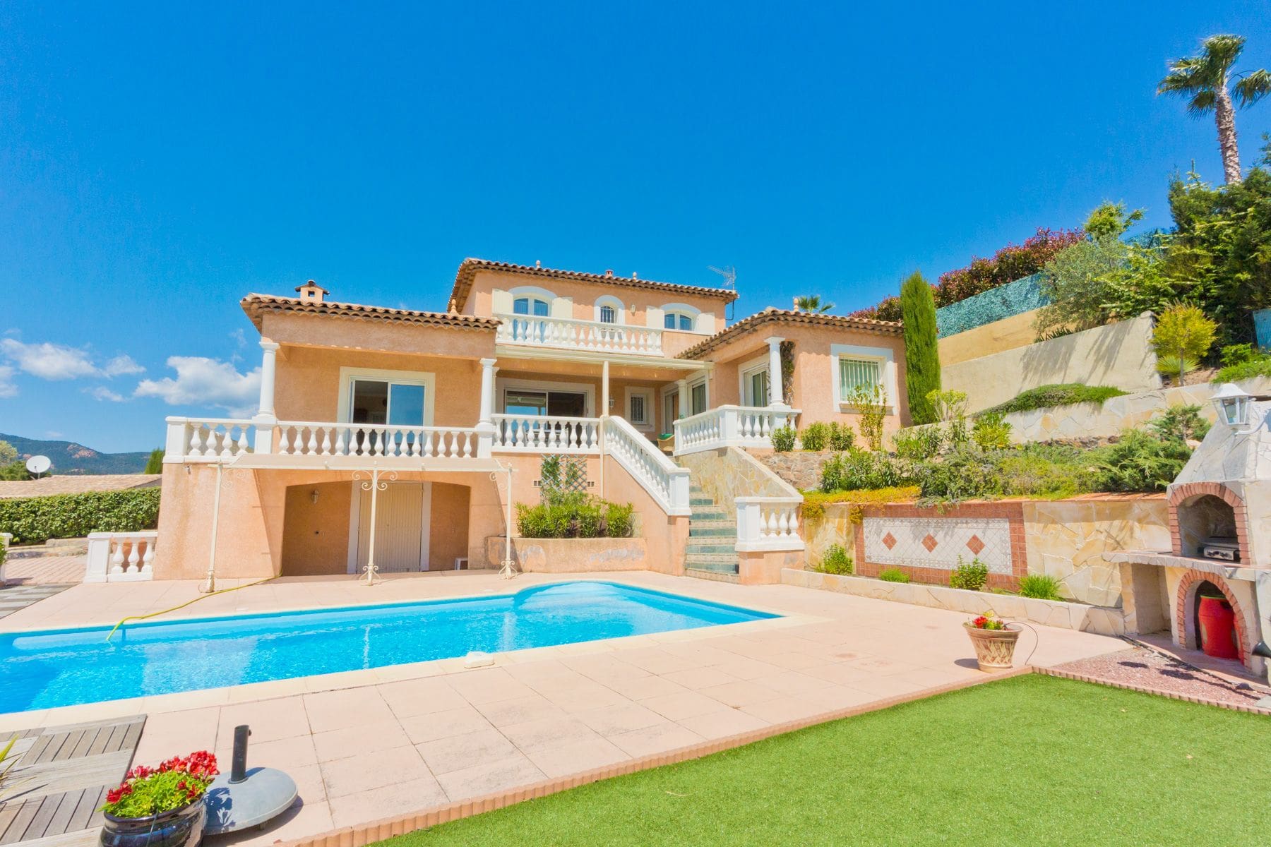 Villa Lumière Théoule Mandelieu: 4-Bedroom Sea View Villa with Private Pool on the French Riv