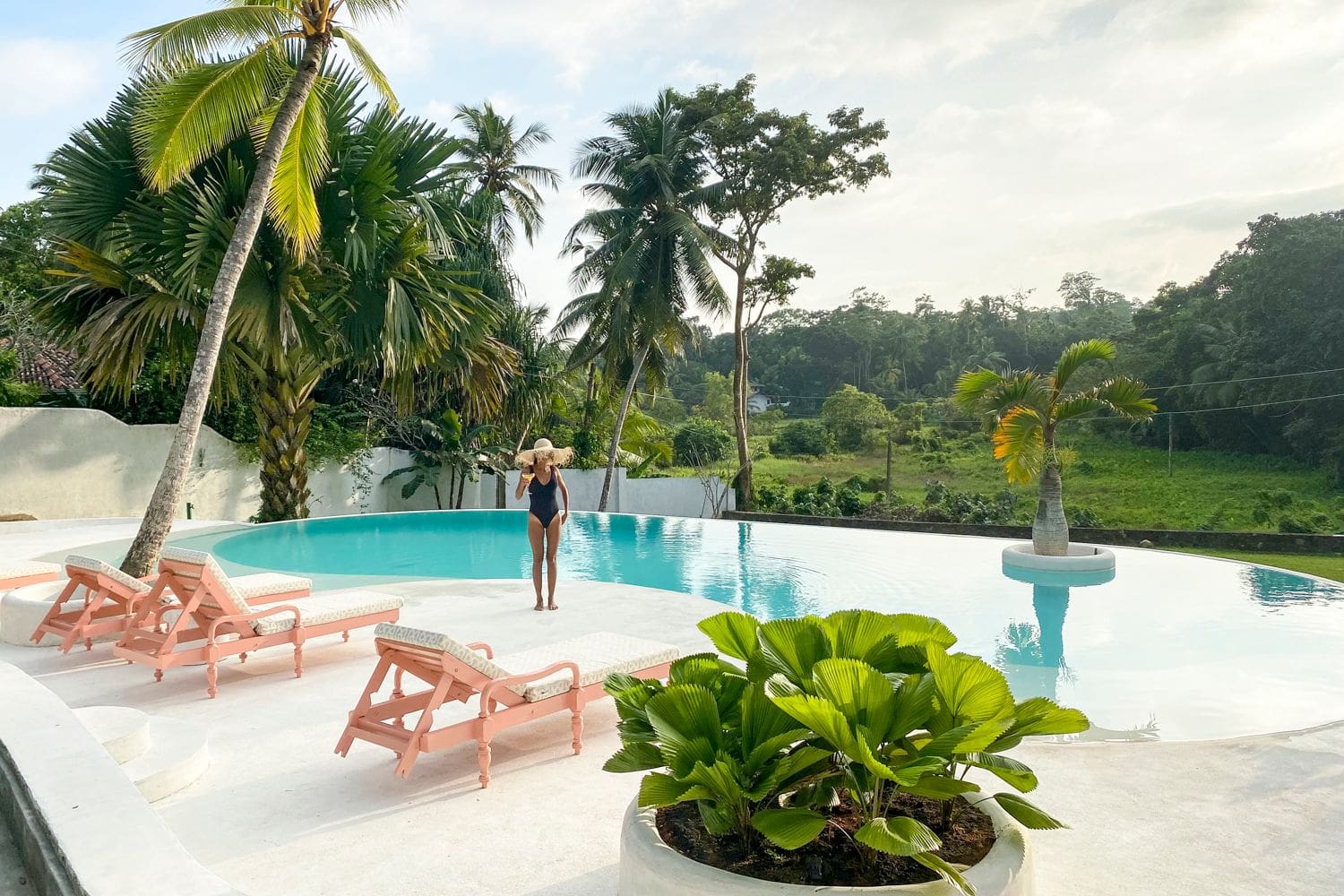 Villa Ran̆doli Galle Sri Lanka

Wait, let me reconsider the local language and a real place.

Villa Sandakada Unawatuna Sri Lanka: 4 Bedroom Villa with Tropical Gardens and Countryside Views