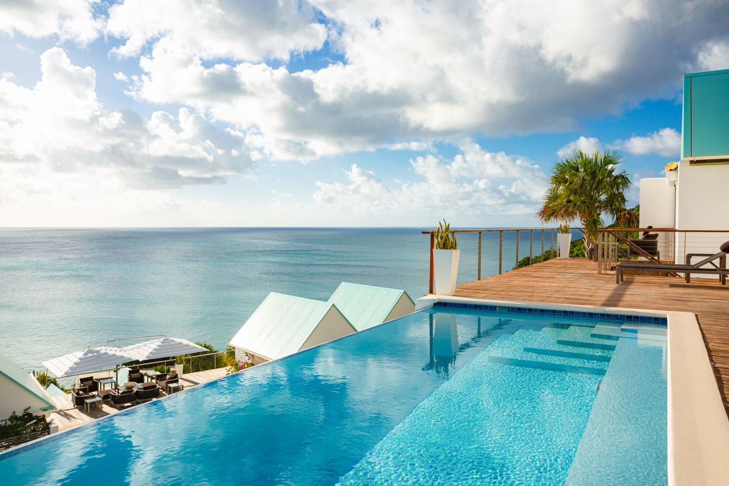 Villa Soleil Katouche Caribbean: 12-Bedroom Beachfront Estate with Infinity Pool in Anguilla,