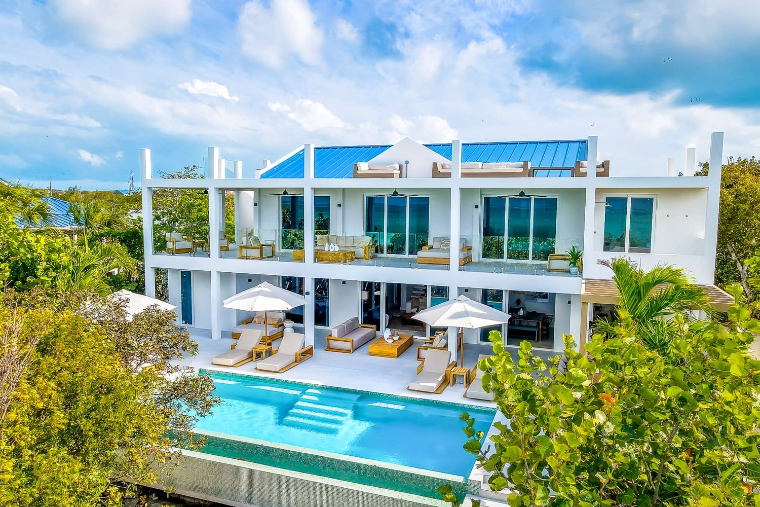 Villa Soleil Mullins Caribbean: 6-Bedroom Beachfront Luxury Villa Rental Caribbean | Sleeps