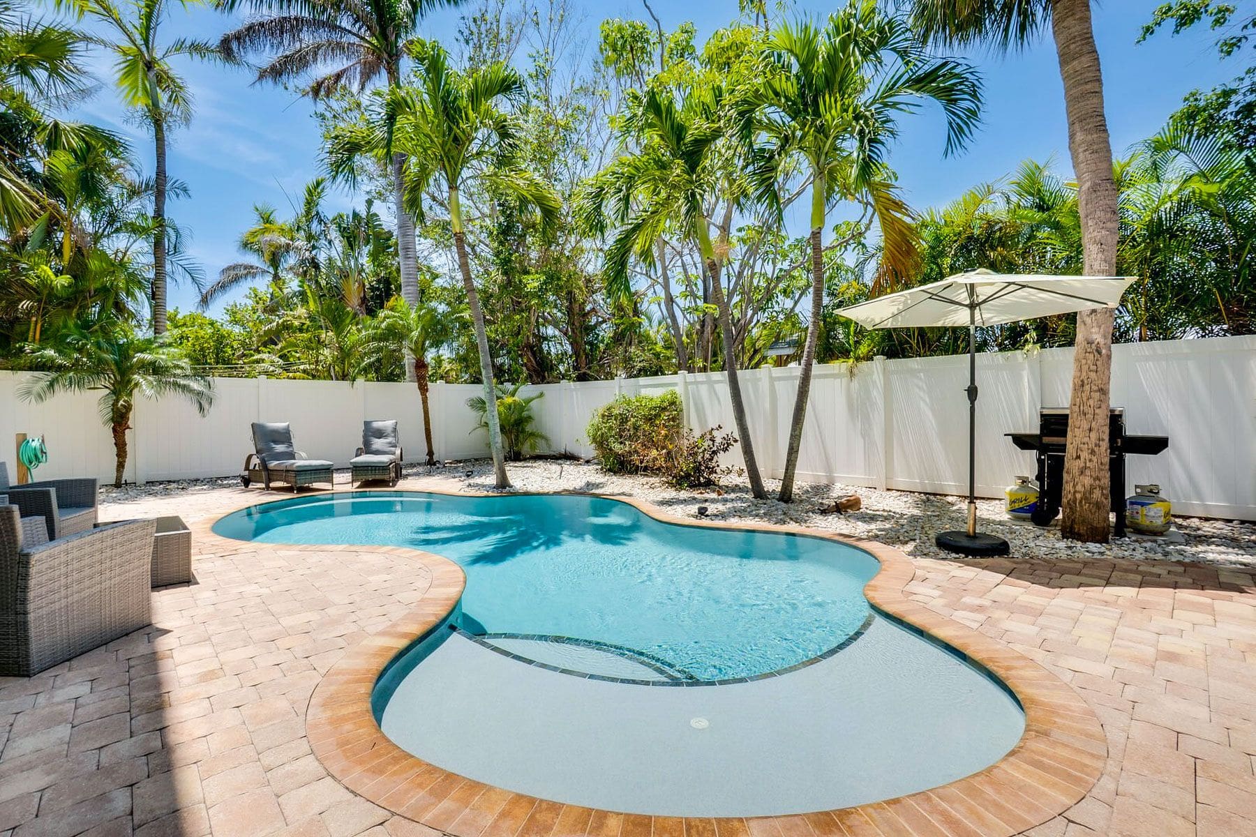 Villa Sunstone Cortez Anna Maria: 3-Bedroom Heated Pool & Spa Villa on Anna Maria Island | Coa